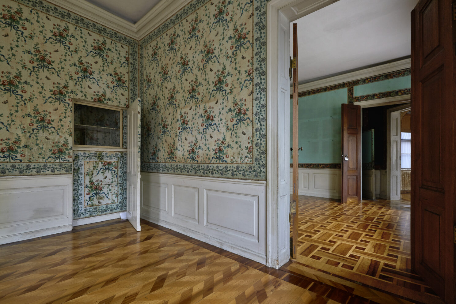 Räume im Erdgeschoss, Blick aus dem Spielzimmer, Foto von Daniel Lindner ©SPSG